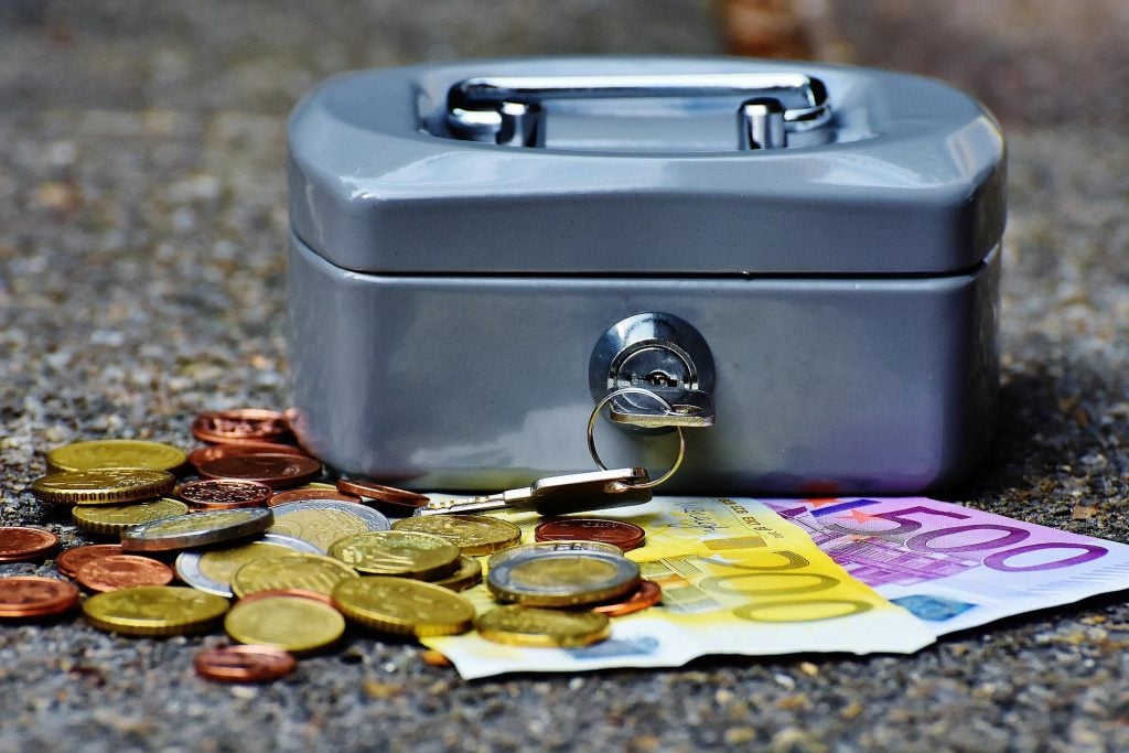 EC Temporarily Bans Slovakian Government From Drawing on EU Programme Funds