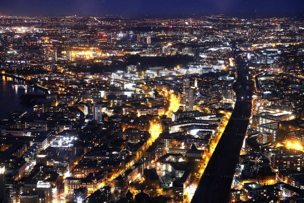 Council Moves Away from Single-Supplier and Recommissions ICT Services and Contracts In-House